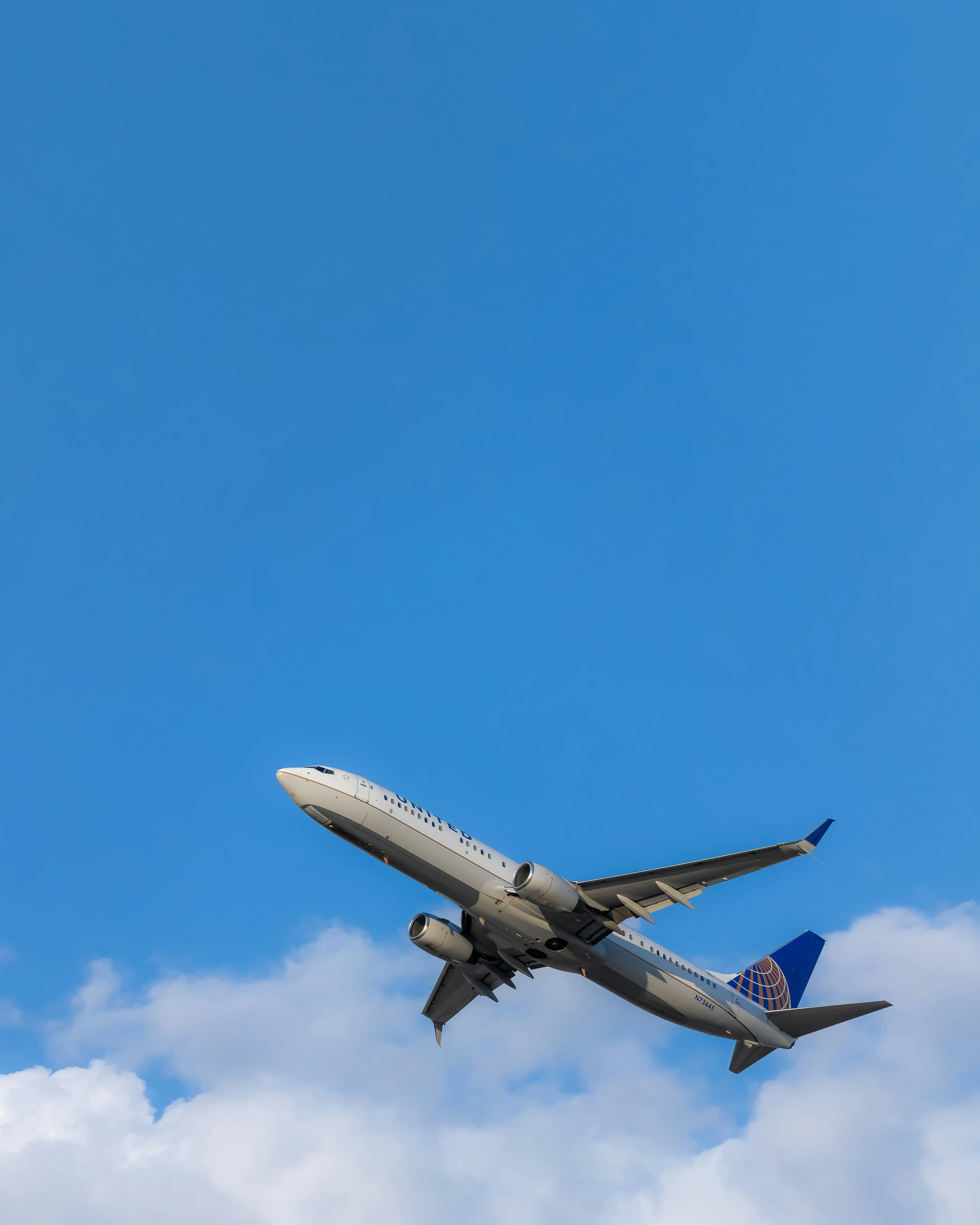 Aviation photo illustrating: How De-Icing Keeps Planes Safe in Winter